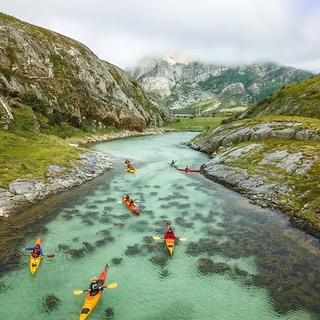 Gulbrakka Basecamp Penzion *